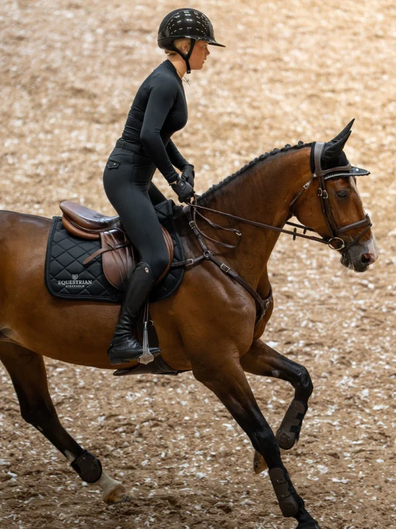 czaprak skokowy czarny equestrian stockholm  (2).webp