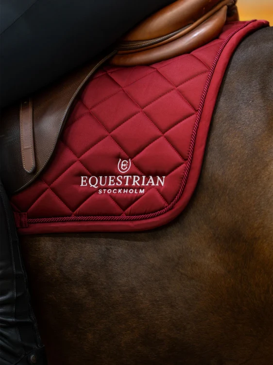 czaprak skokowy bordowy equestrian stockholm  (5).webp