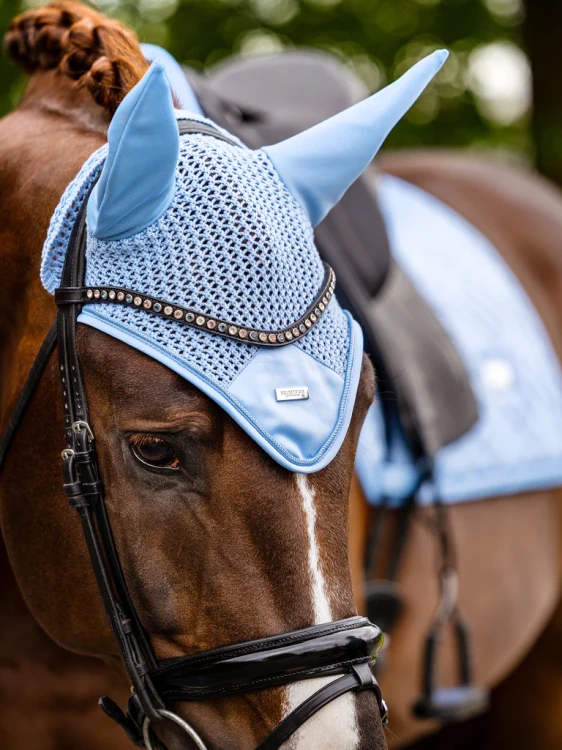 nauszniki błękitne equestrian stockholm  (1).webp