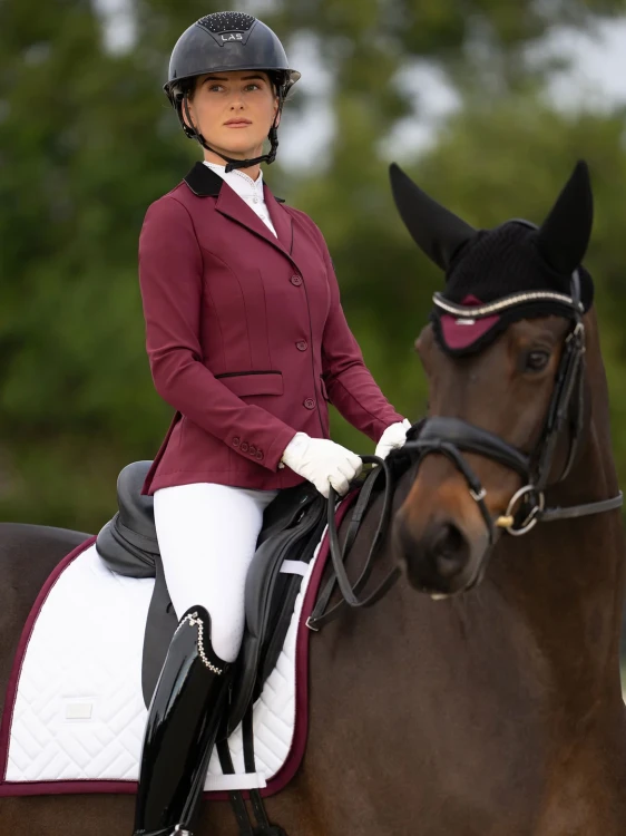 nauszniki wyciszające bordowe merlot equestrian stockholm  (3).webp