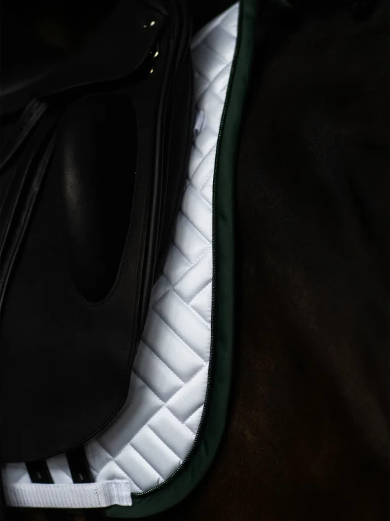 czaprak ujeżdżeniowy biały zielony sycamore equestrian stockholm  (5).webp