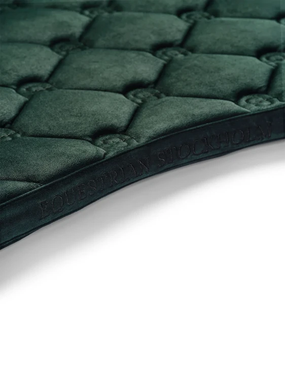 czaprak ujeżdżeniowy zielony sycamore velvet equestrian stockholm  (10).webp