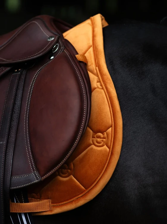 czaprak skokowy chestnut equestrian stockholm  (3).webp