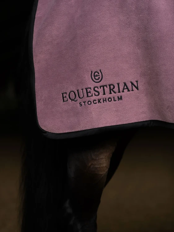 derka treningowa różowa equestrian stockholm  (3).webp