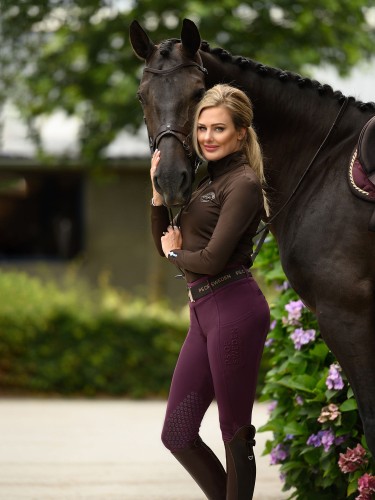 Bregginsy Alicia Wine PS of Sweden  (1).jpg