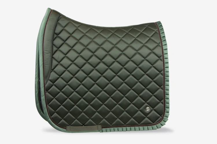 Czaprak Ruffle Forest Green PS of Sweden  (1).jpg