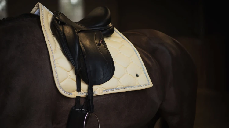 Czaprak Classic Sunlight Dressage PS of Sweden  (4).jpg