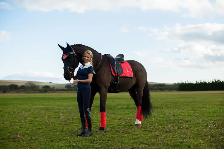 czaprak ujeżdżeniowy grenadine equestrian stockholm  (3).webp