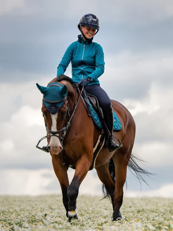 nauszniki aurora blues morski equestrian stockholm  (2).webp