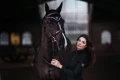 nauszniki czarne equestrian stockholm (3).webp