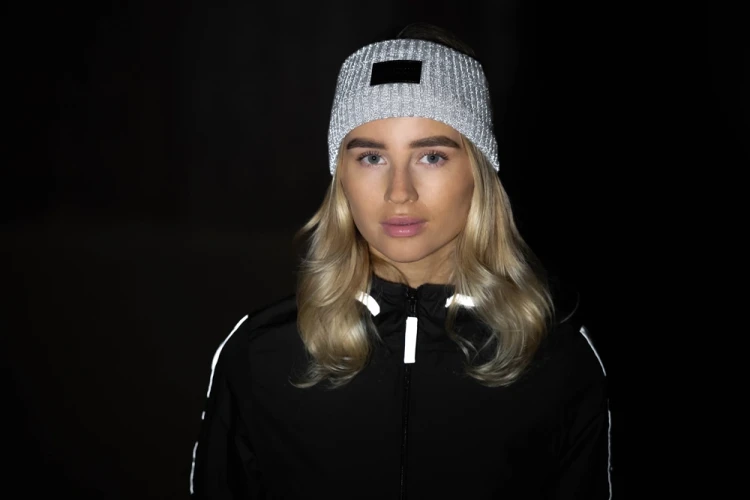 luminous-black-opaska odblaskowa equestrian stockholm  (3).webp