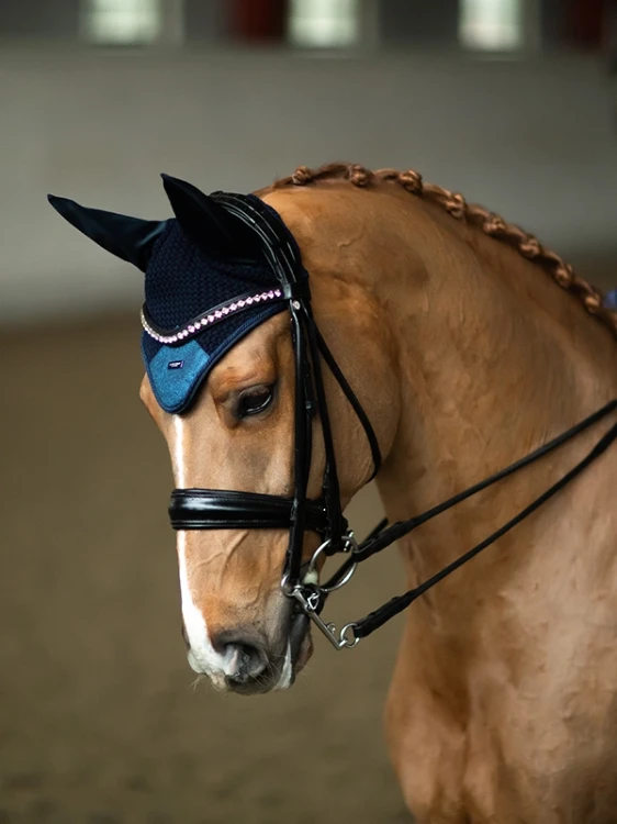 nauszniki granatowe equestrian stockholm  (2).webp