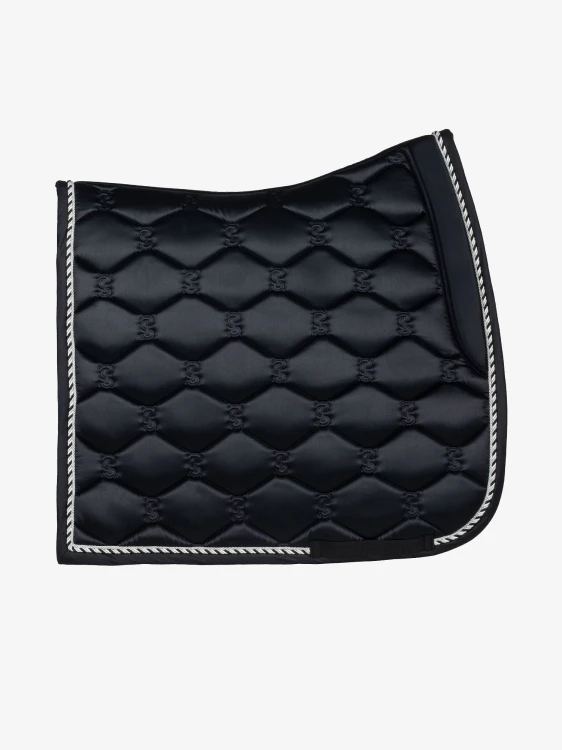 SIGNATURE-svart-dress-9139-1500x2000px.jpg
