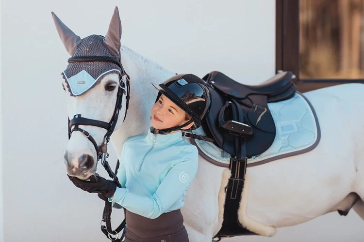 nauszniki ice blue equestrian stockholm  (2).webp