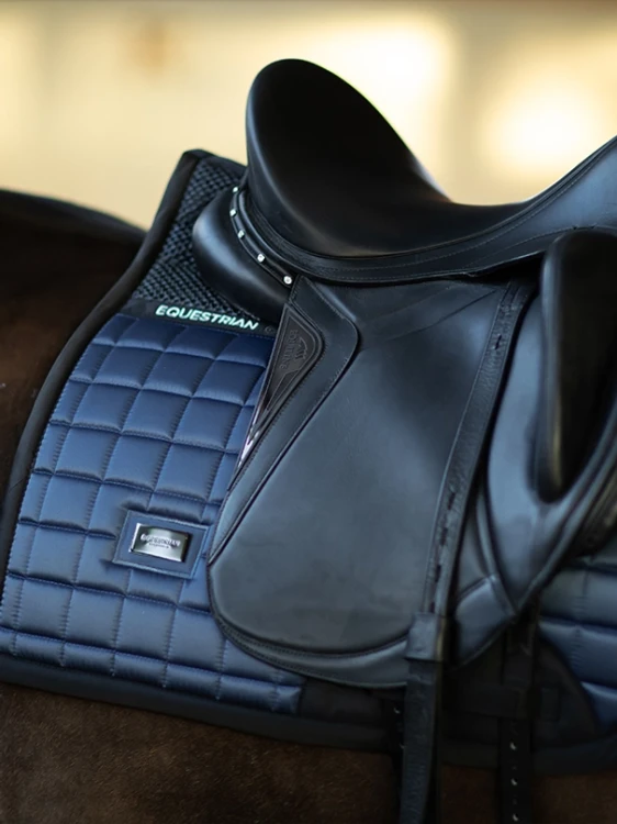 czaprak ujeżdżeniowy dark venice equestrian stockholm  (2).webp