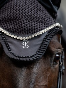 Nauszniki Ruffle Pearl Dark Grey PS of Sweden