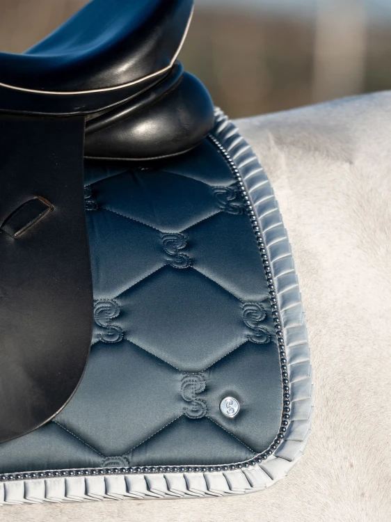 czaprak ujeżdżeniowy ruffle pearl ps of sweden  (7).jpg