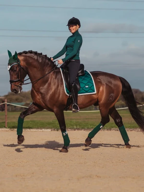 _amazonite czaprak ujeżdżeniowy zielony equestrian stockholm  (2).webp