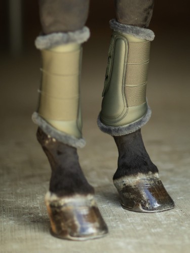 ochraniacze ujeżdżeniowe oliwkowe equestrian stockholm  (2).jpg