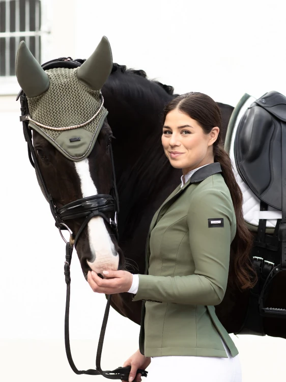 nauszniki wyciszające oliwkowe equestrian stockholm  (2).jpg
