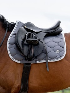 Czaprak Signature Lava Grey Jump PS of Sweden