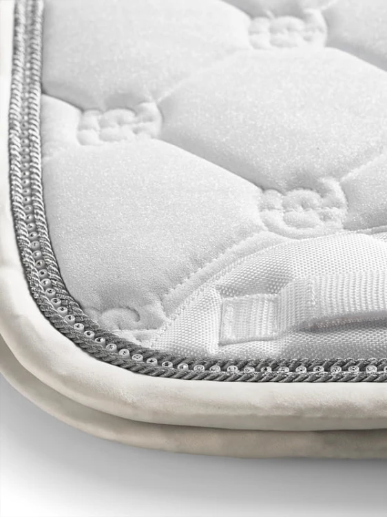 czaprak ujeżdżeniowy biały brokat timeless white equestrian stockholm  (7).jpg