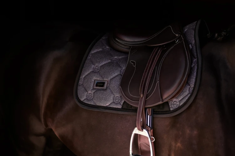 czaprak purple glimmer skokowy equestrian stockholm  (1).jpg