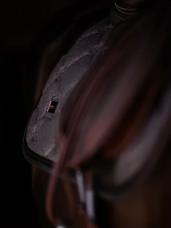 czaprak purple glimmer skokowy equestrian stockholm  (4).webp