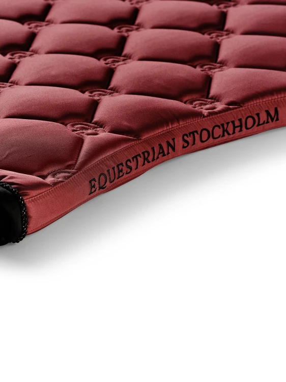czaprak ujeżdżeniowy różowy equestrian stockholm  (4).jpg