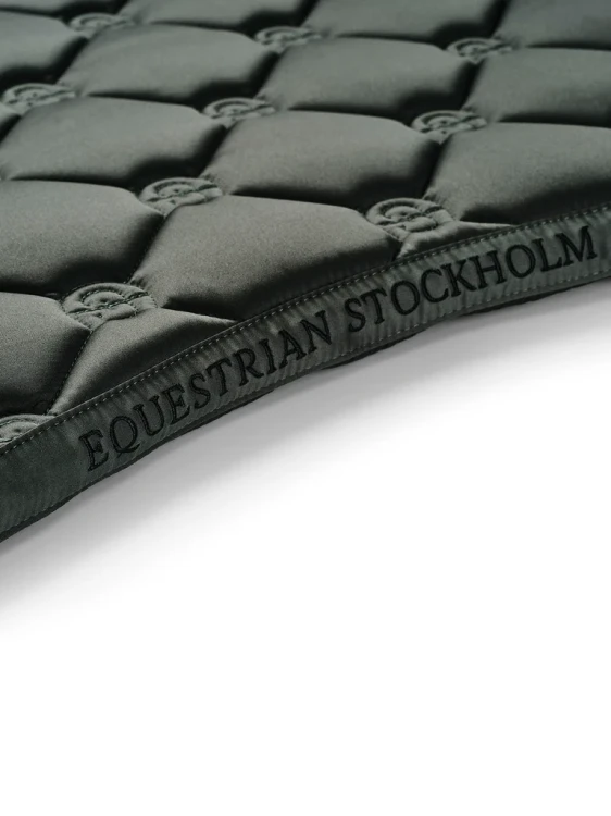czaprak ujeżdżeniowy zielony equestrian stockholm  (3).webp