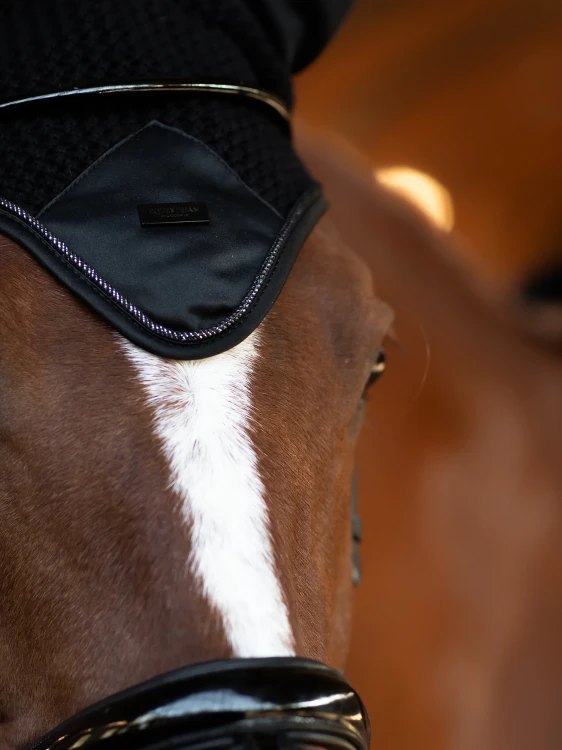 nauszniki modern black equestrian stockholm  (6).webp