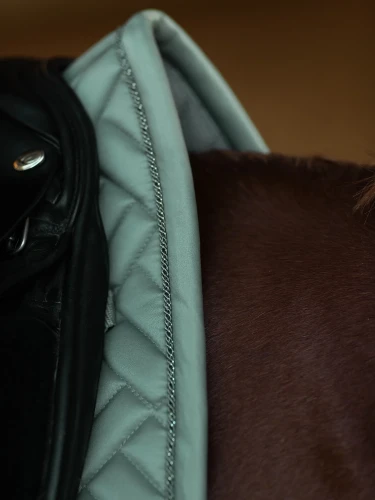 czaprak ujeżdżeniowy miętowy equestrian stockholm  (2).webp