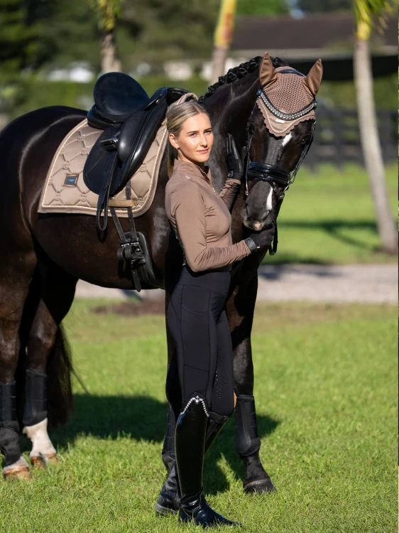 nauszniki beżowe champagne equestrian stockholm (3).webp