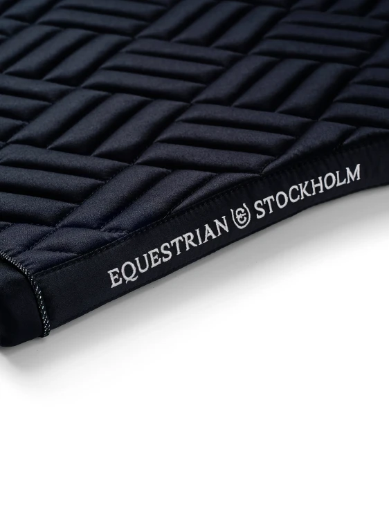 czaprak skokowy granatowy equestrian stockholm  (4).webp