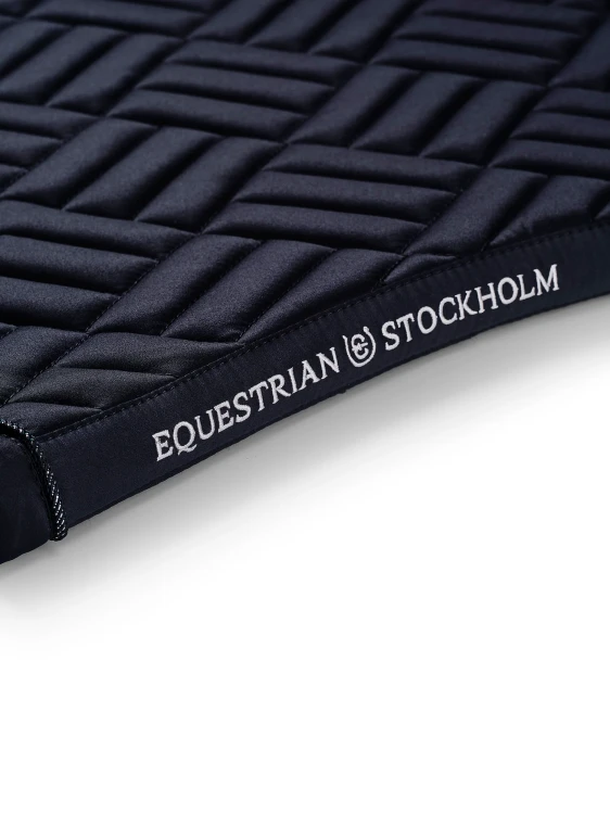 czaprak ujeżdżeniowy granatowy equestrian stockholm  (3).webp