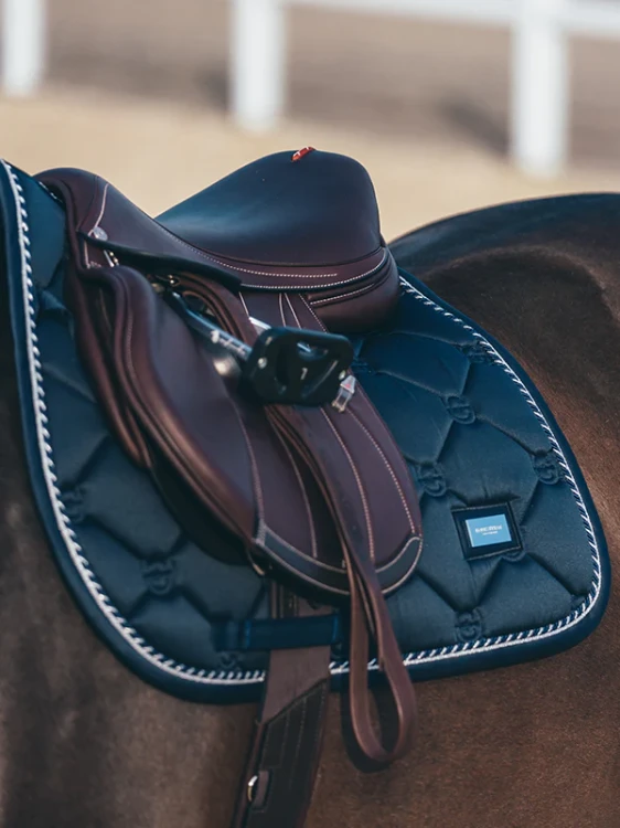 czaprak granatowy skokowy midnight blue equestrian stockholm  (5).webp