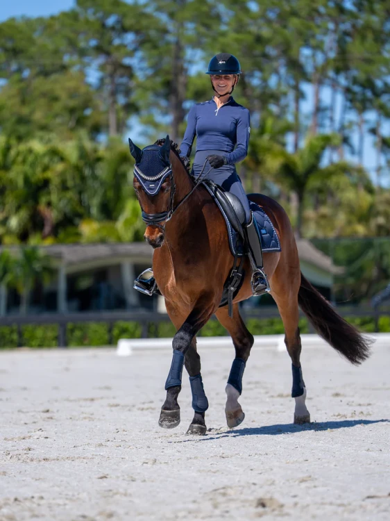 ochraniacze dla koni granatowe equestrian stockholm mesh  (4).webp
